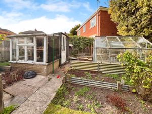 Photo 9- click for photo gallery